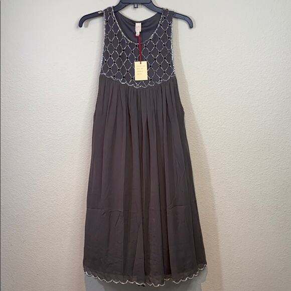 Raga Sleeveless Tulle Mini Dress - Picture 3 of 11